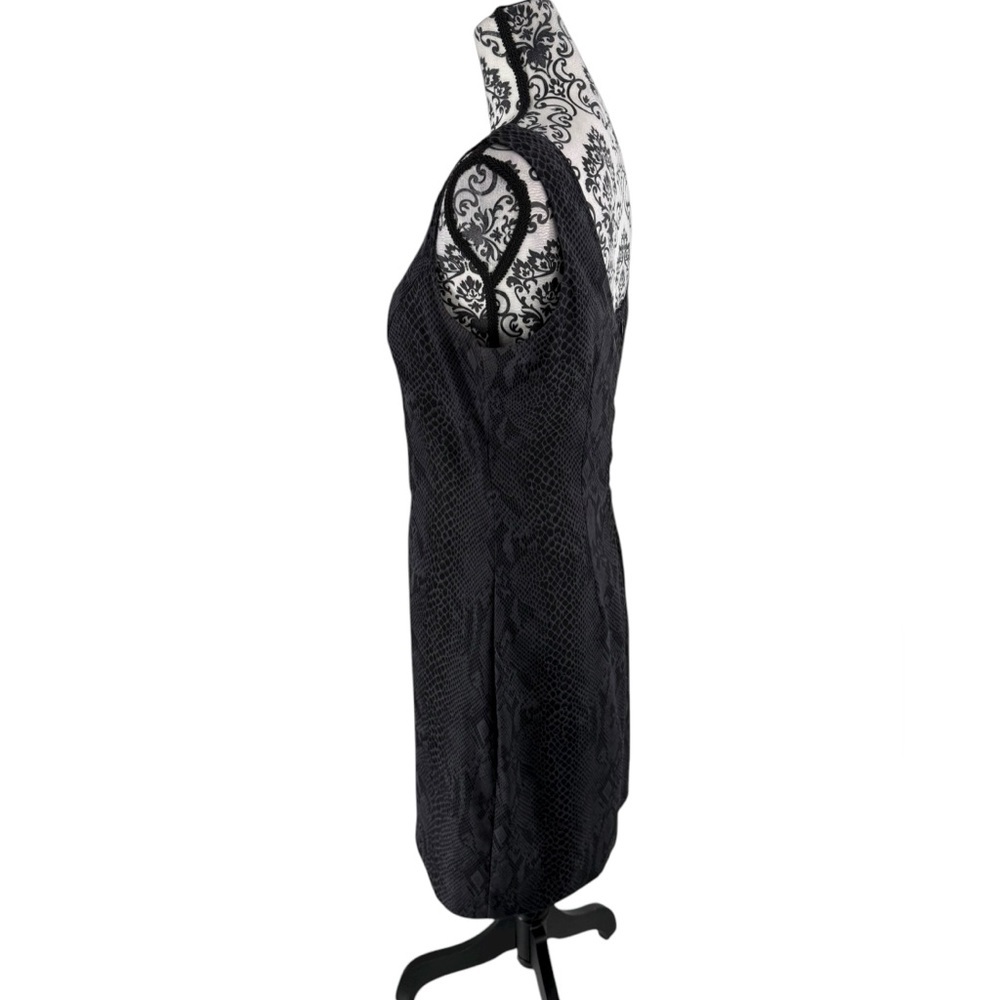 Joseph Ribkoff Black Snakeskin Textured Sheath Dress 10 | Vintage Bodycon Midi - Picture 10 of 15
